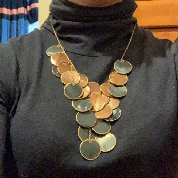 Statement necklace! - Picture 3 of 3